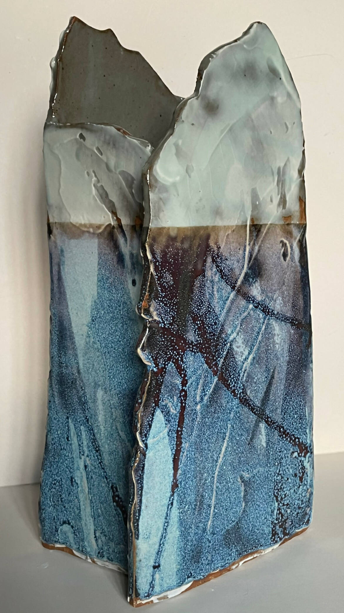 Iceberg vase