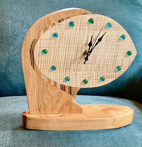 Live edge cantilever clock