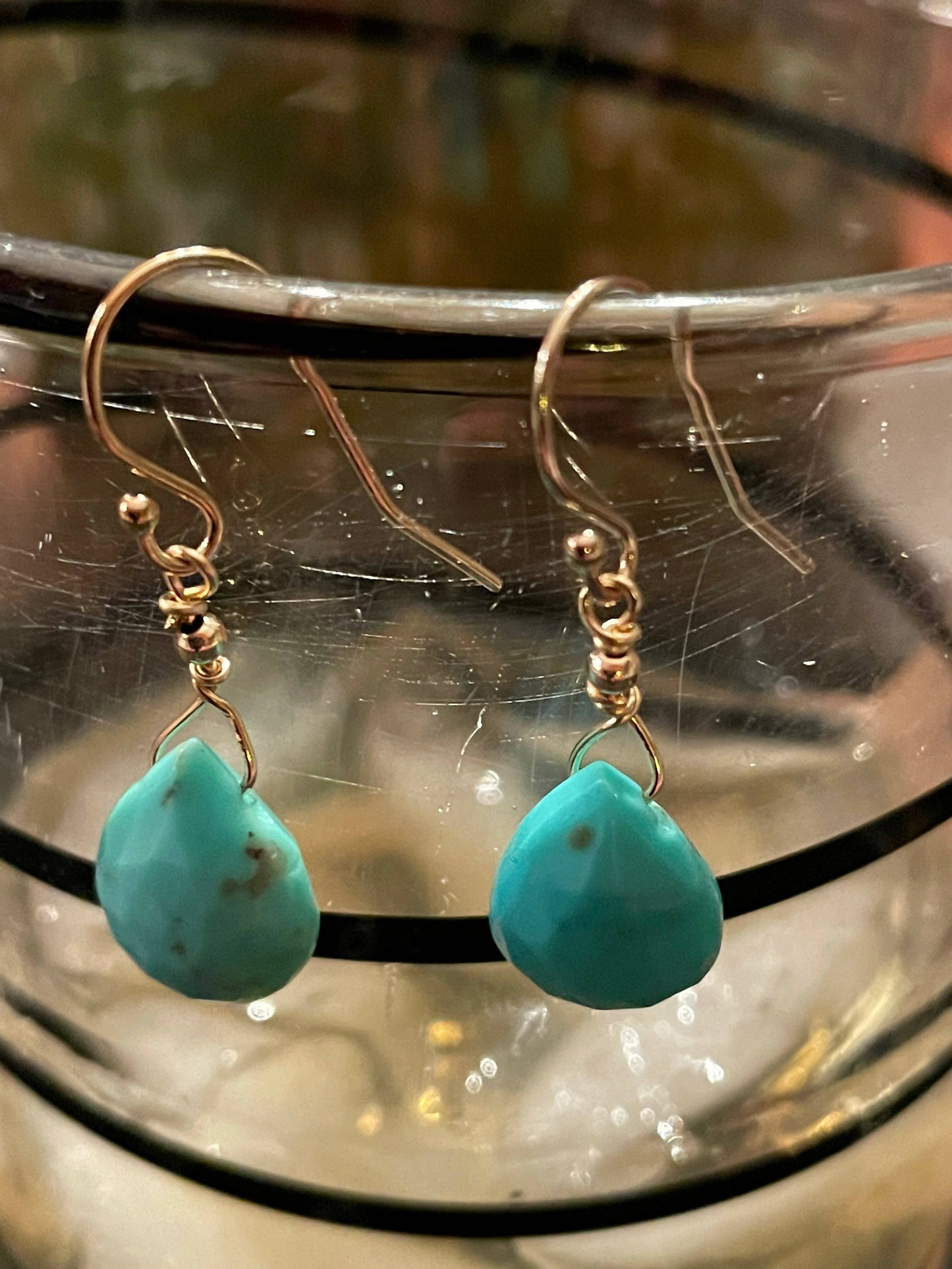 Drops of Goodness - Gemstone Earrings in gold - DOGERG