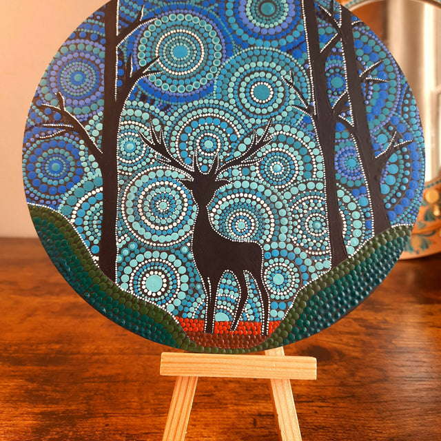 Majestic Deer with Aurora dot painting wall plate