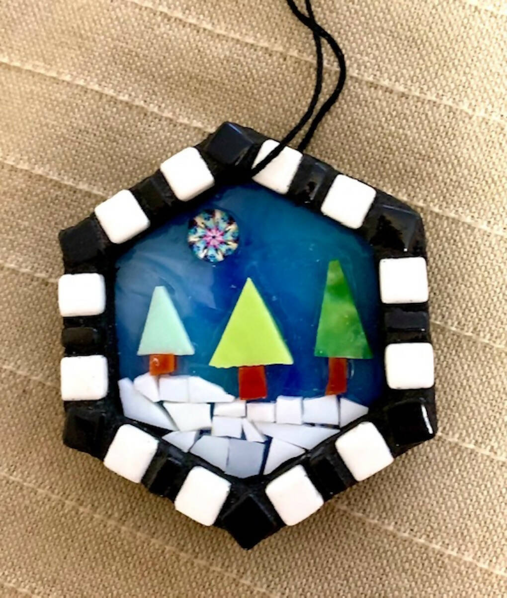 Mosaic Ornament: Christmas Star
