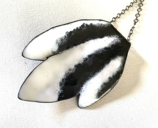 B&W enamel petals pendant