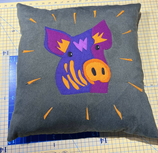 Piggy pillow