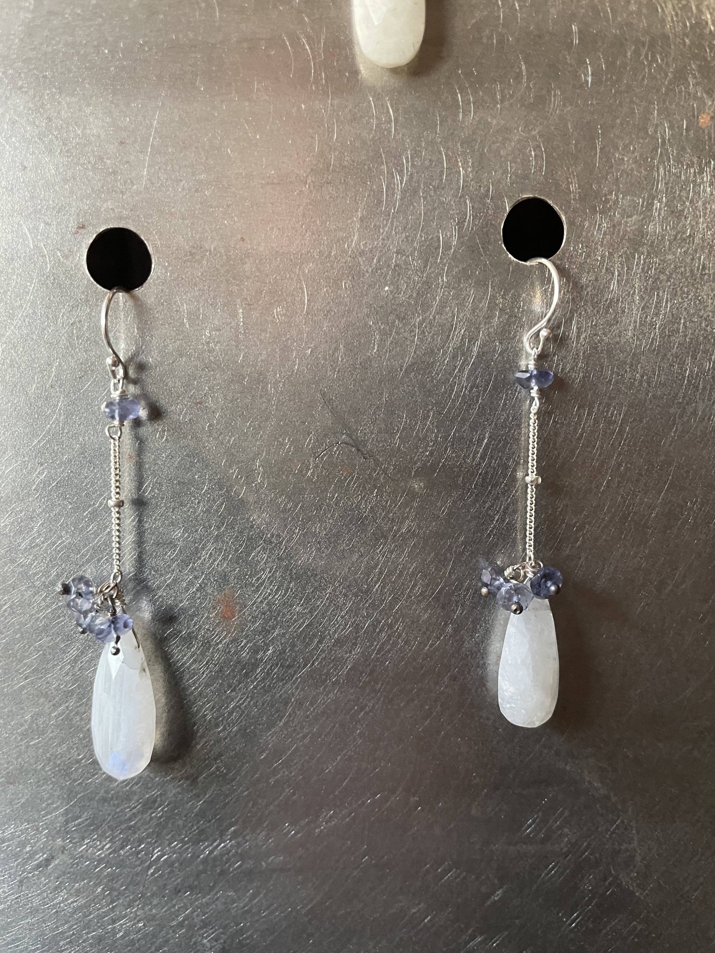 Adorned earring - silver