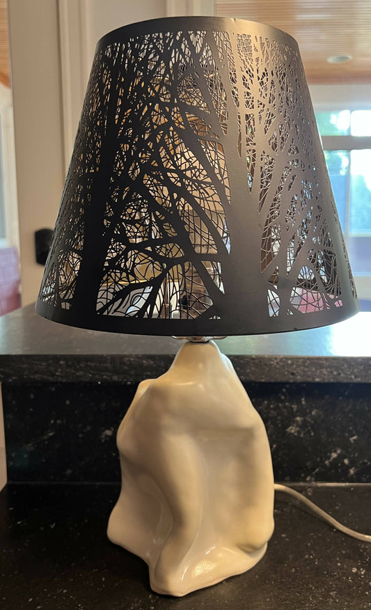 Porcelain table lamp