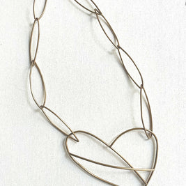 3D heart statement necklace
