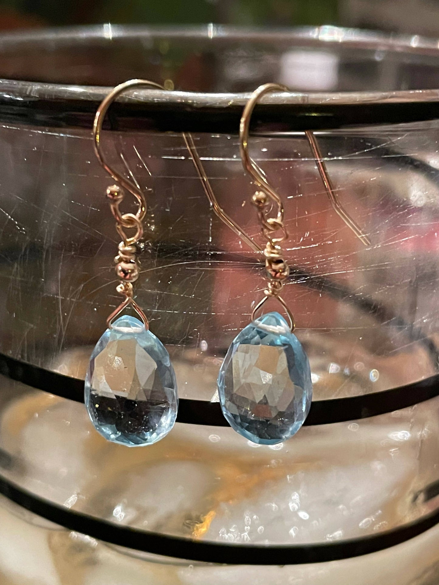 Drops of Goodness - Gemstone Earrings in gold - DOGERG