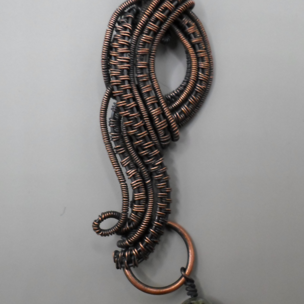 Loop pendant