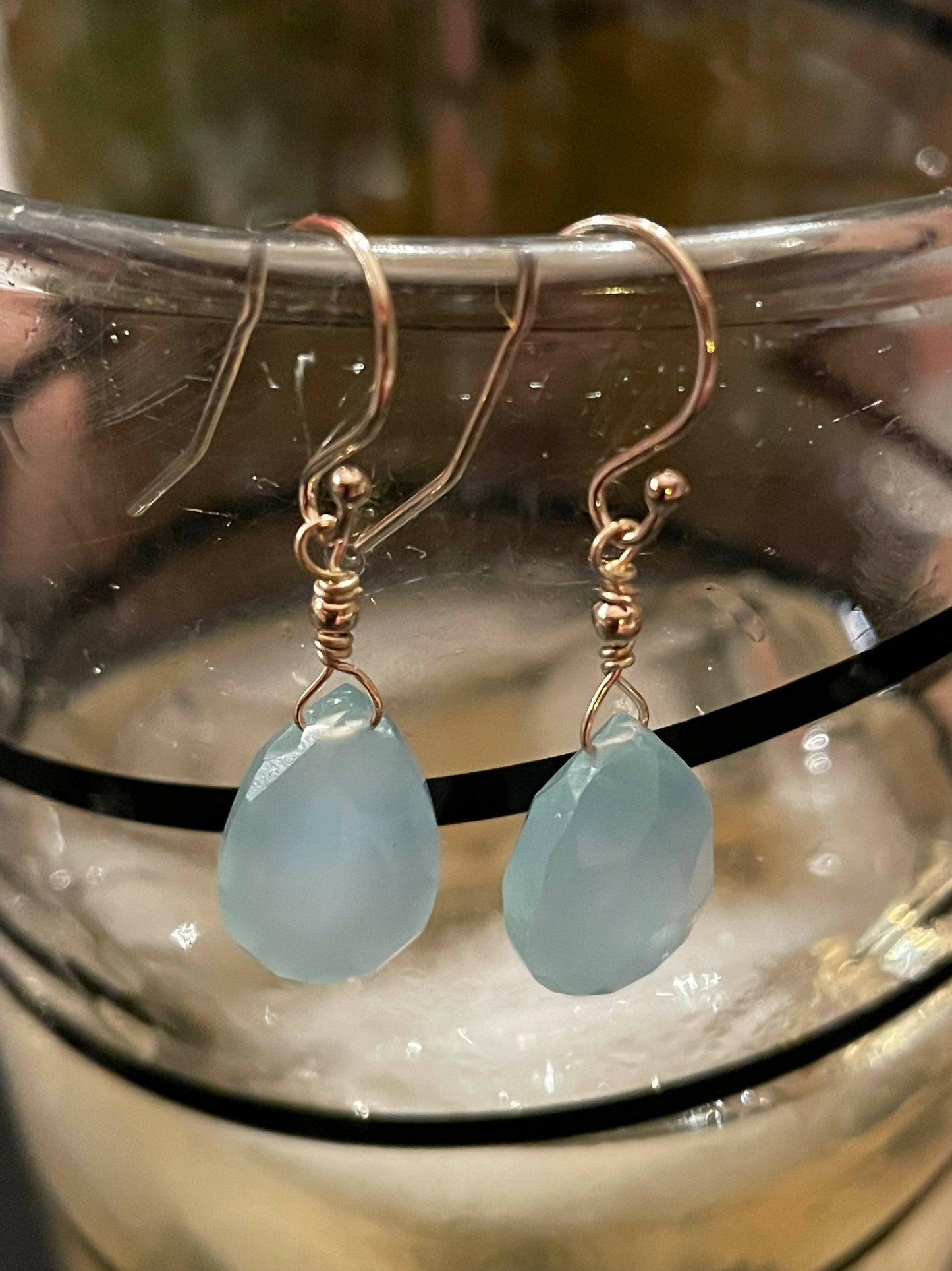 Drops of Goodness - Gemstone Earrings in gold - DOGERG