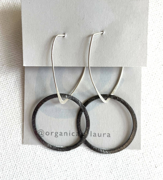 Circle earrings