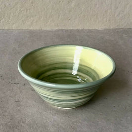Spiral swirl bowl A